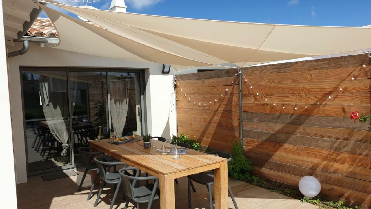 Relocation Vacances De La Cote Sauvage Saint-Clément-des-Baleines Exteriör bild